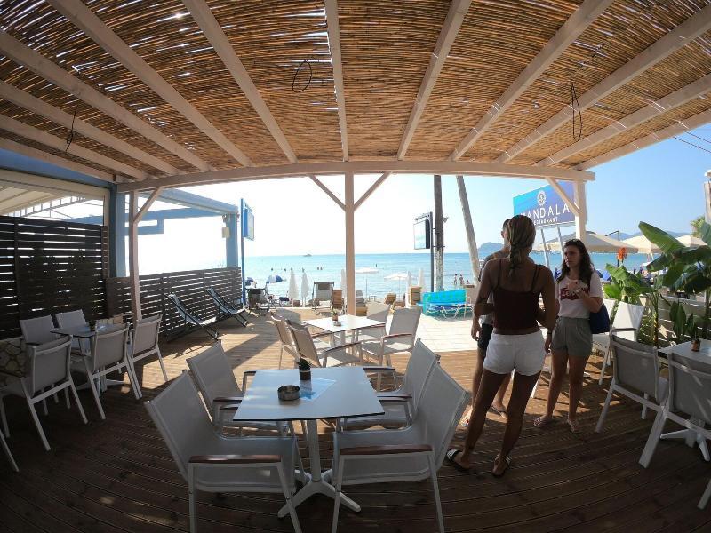 ラガナス Casa Del Mar Bed & Breakfast エクステリア 写真