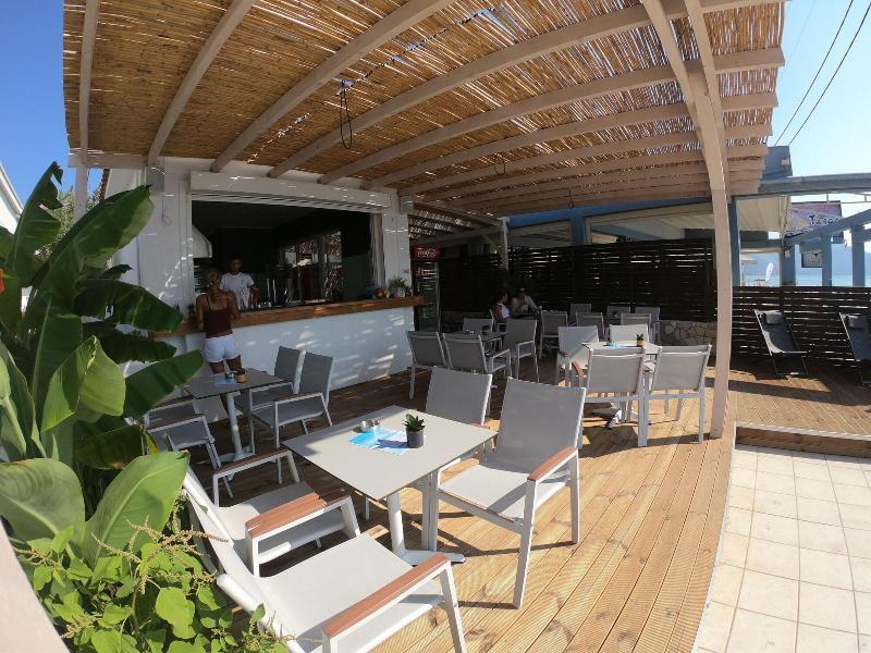 ラガナス Casa Del Mar Bed & Breakfast エクステリア 写真