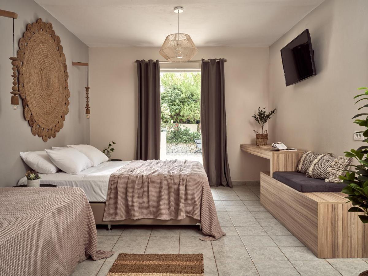 ラガナス Casa Del Mar Bed & Breakfast エクステリア 写真